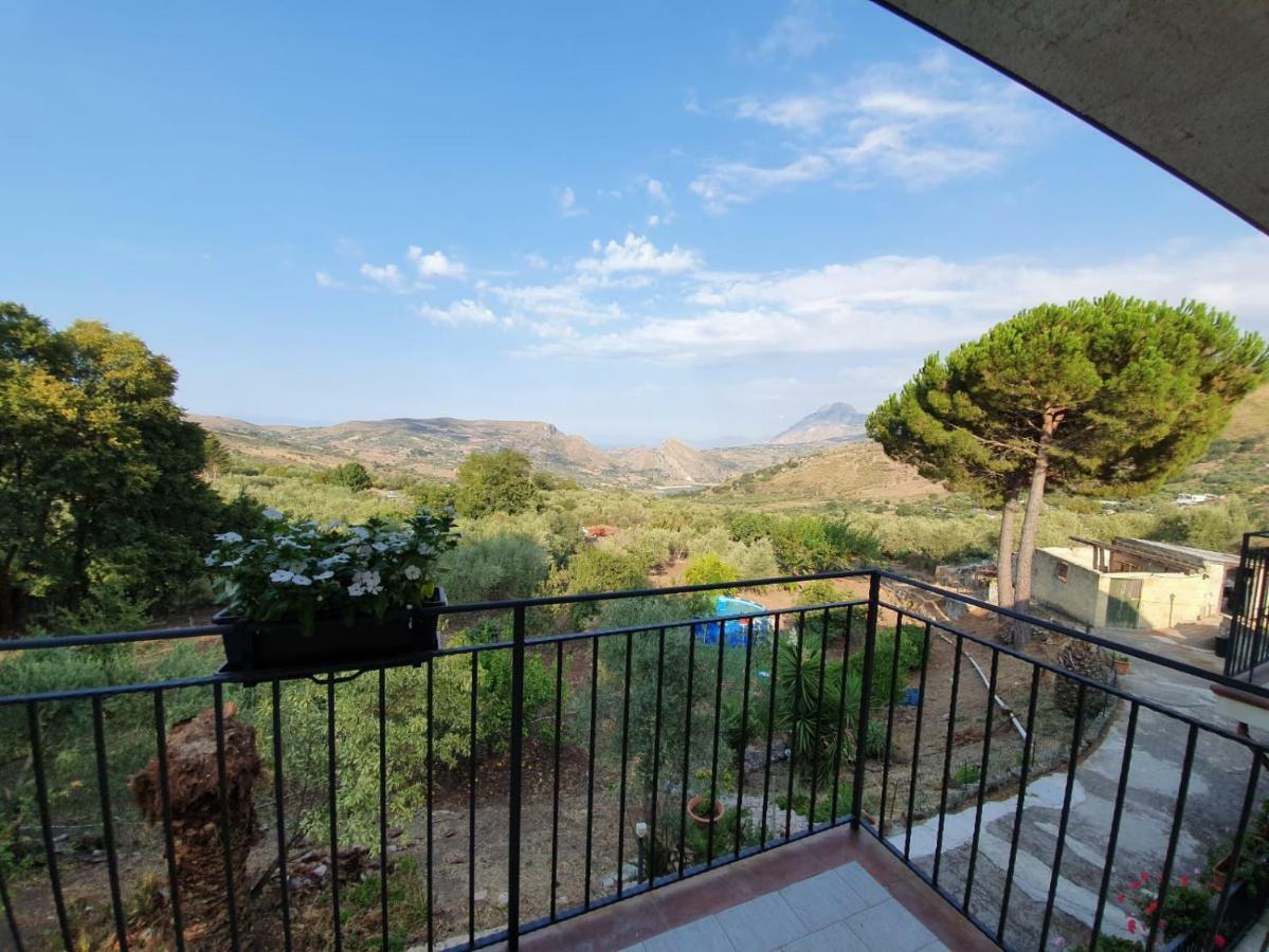 L'Opuntia Sul Lago Caccamo Bagian luar foto